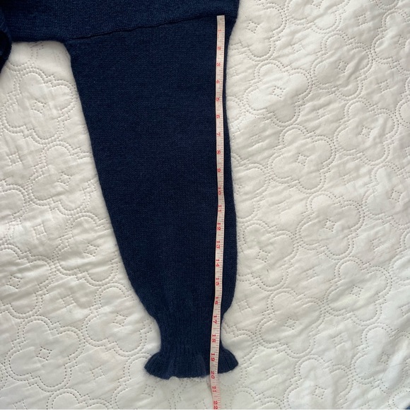 Old Navy Loose Crew-Neck Wool-Blend Heart Graphic Cropped Sweater Size L - Picture 9 of 16